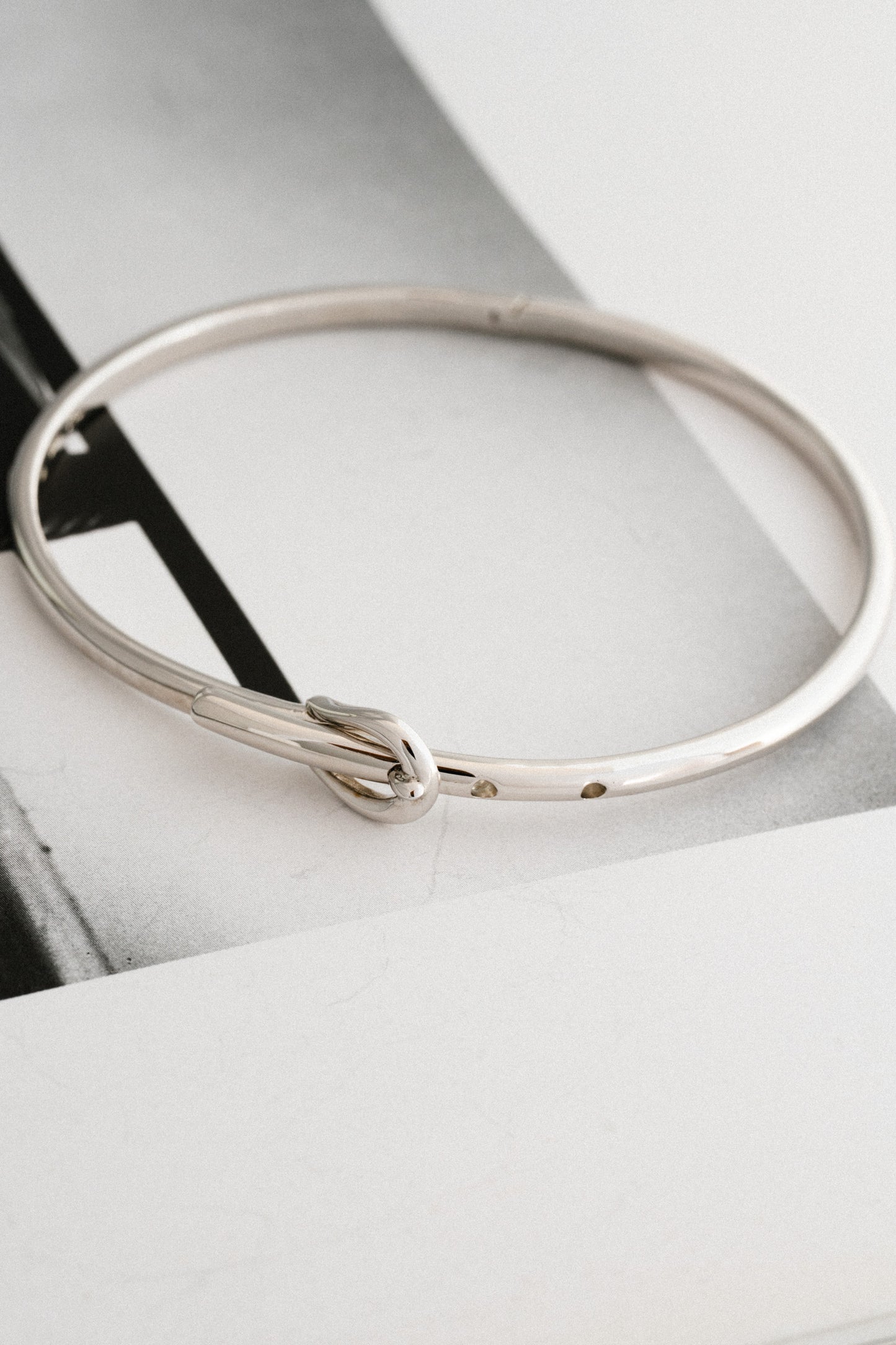 Buckle Motif Bangle (Italy / Vicenza)