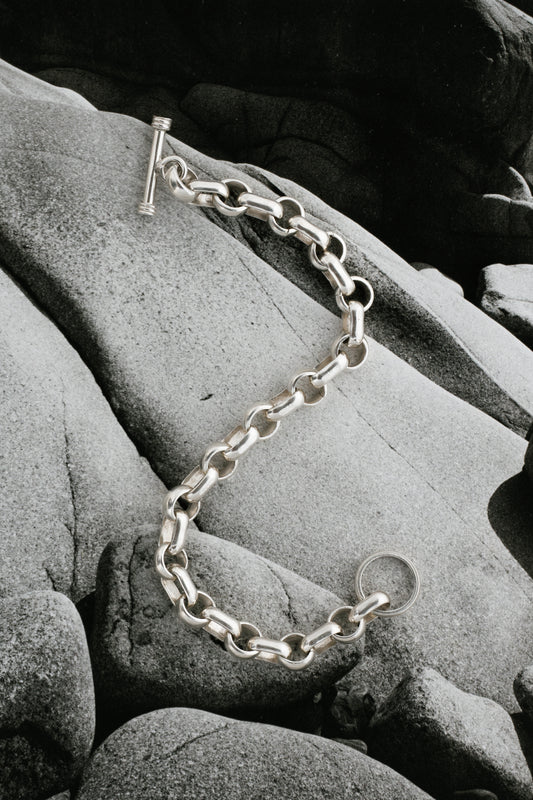 Bar Link Toggle Bracelet