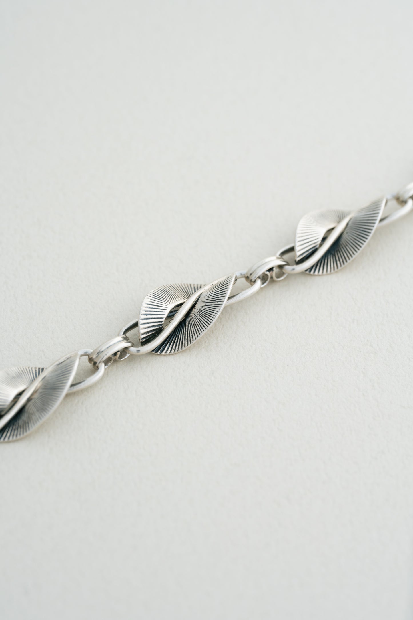 DANECRAFT|Leaf Link Bracelet (USA)