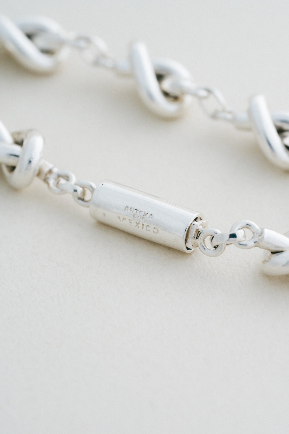ARTEKA|Knot Link Bracelet (Mexico)
