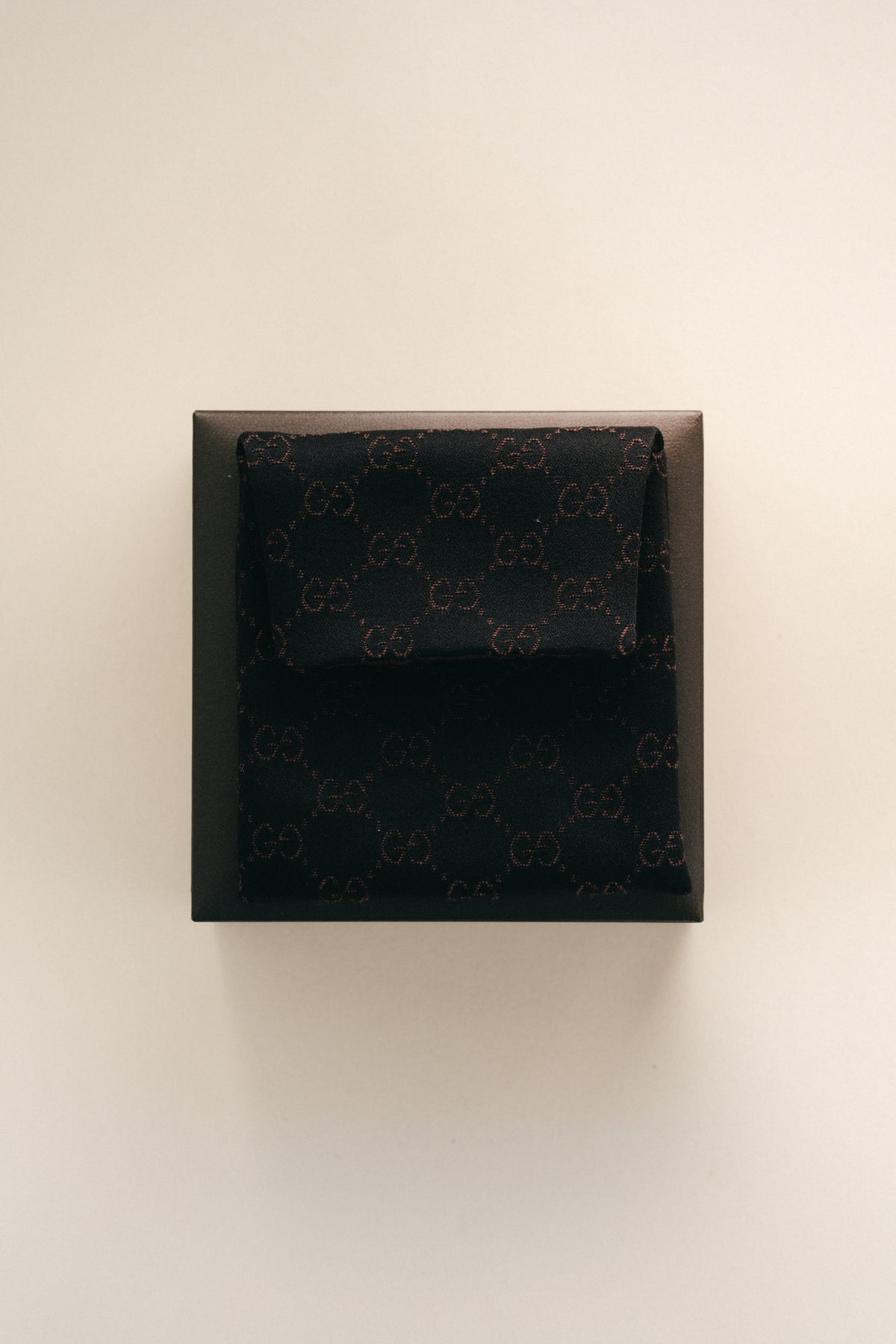 GUCCI|Plate Bangle (Italy)