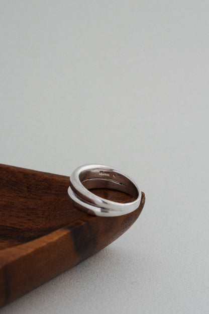 Double Line Ring