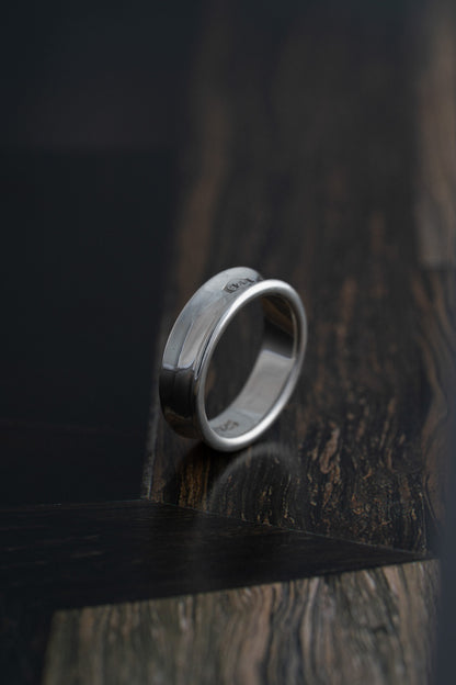 Tiffany & Co.｜1837 Ring