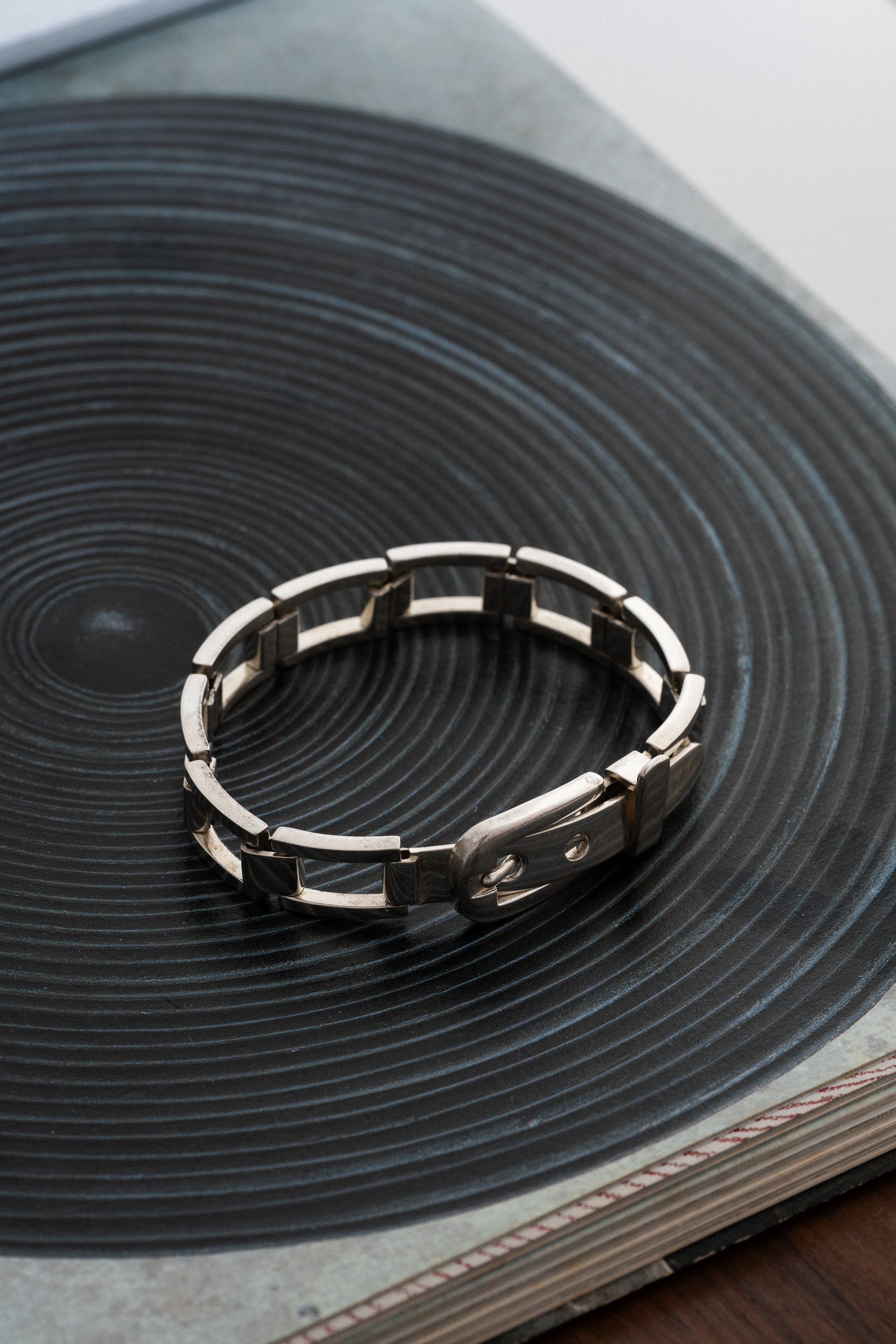 Vintage Buckle Link Bracelet