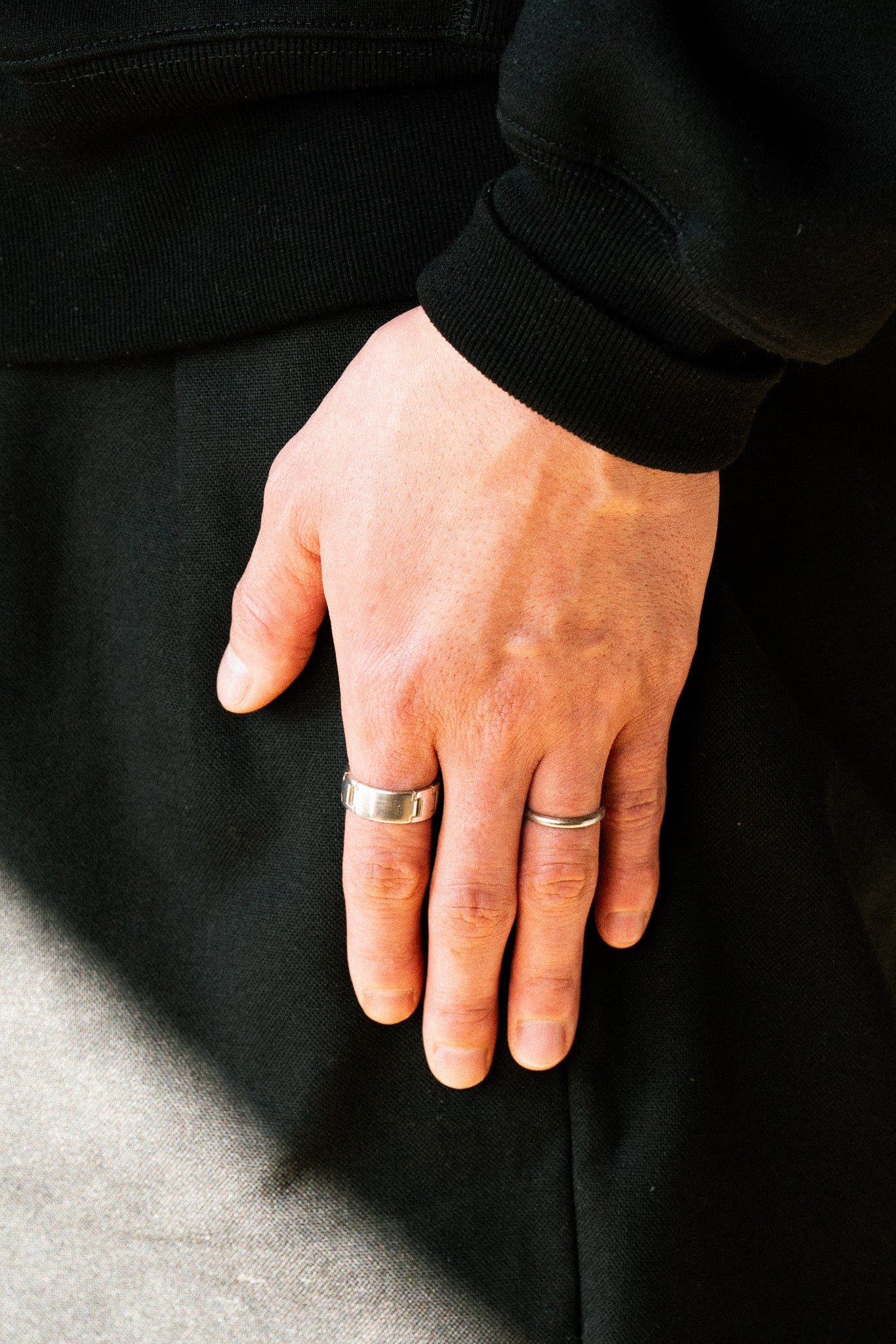 Geometric Cutout Ring