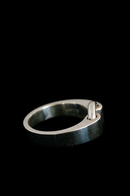 Circle Link Ring