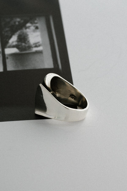 Hans Hansen｜Sculptural Split Ring (Denmark)