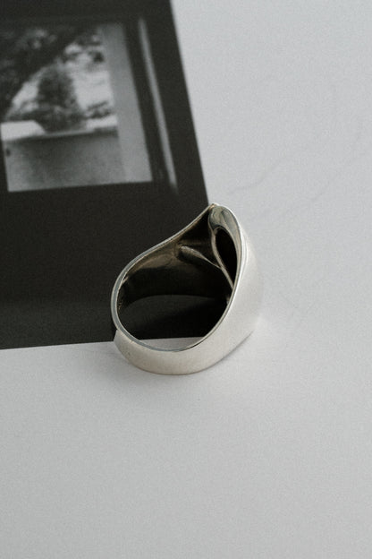 Hans Hansen｜Sculptural Split Ring (Denmark)