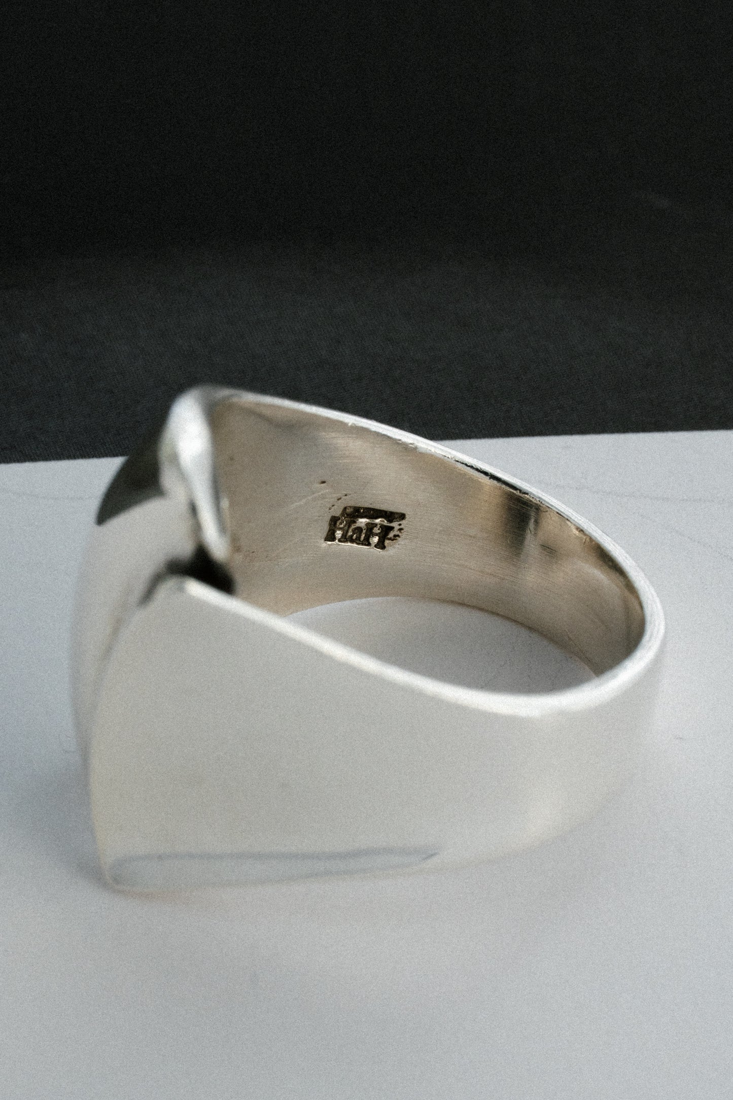 Hans Hansen｜Sculptural Split Ring (Denmark)