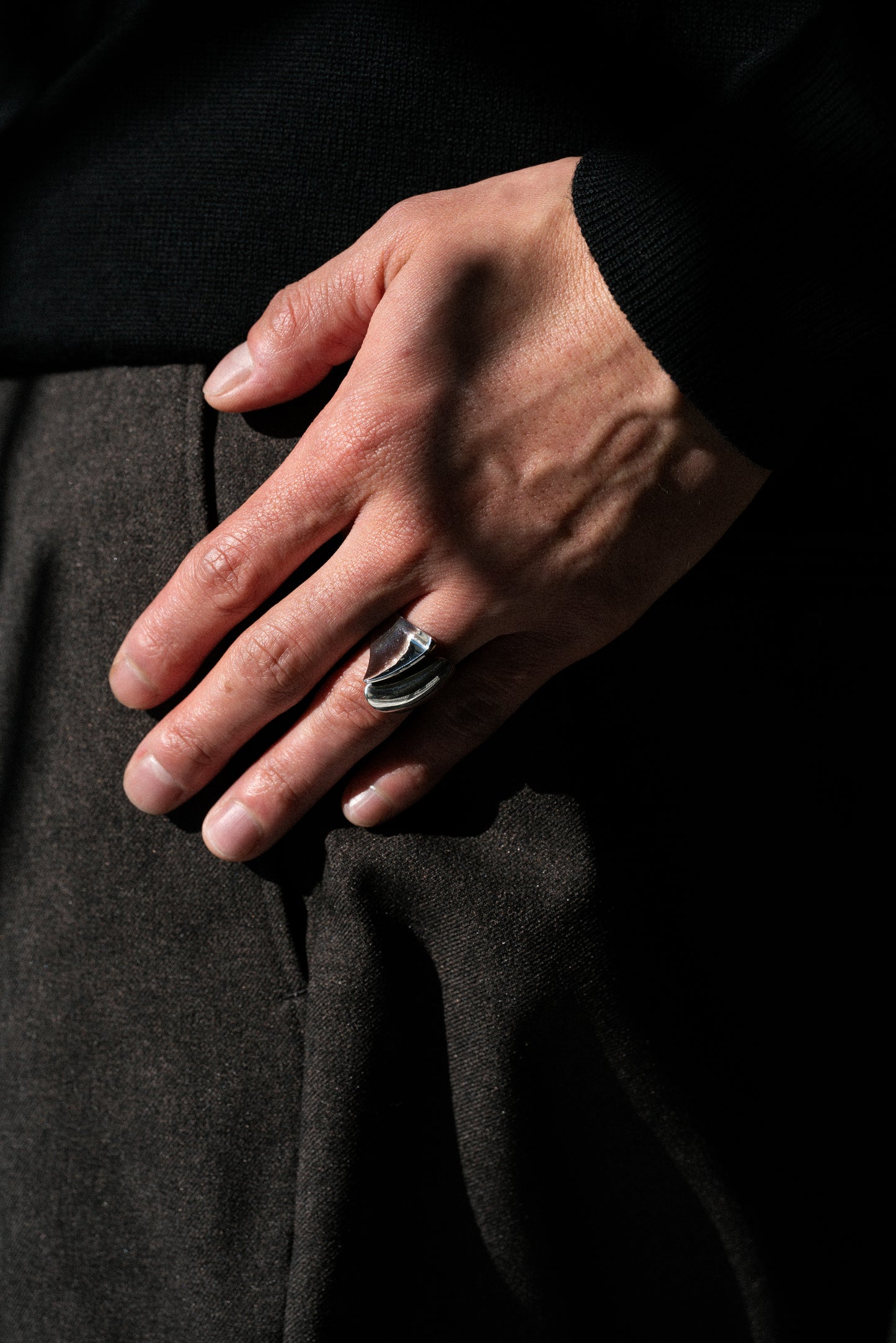 Hans Hansen｜Sculptural Split Ring (Denmark)