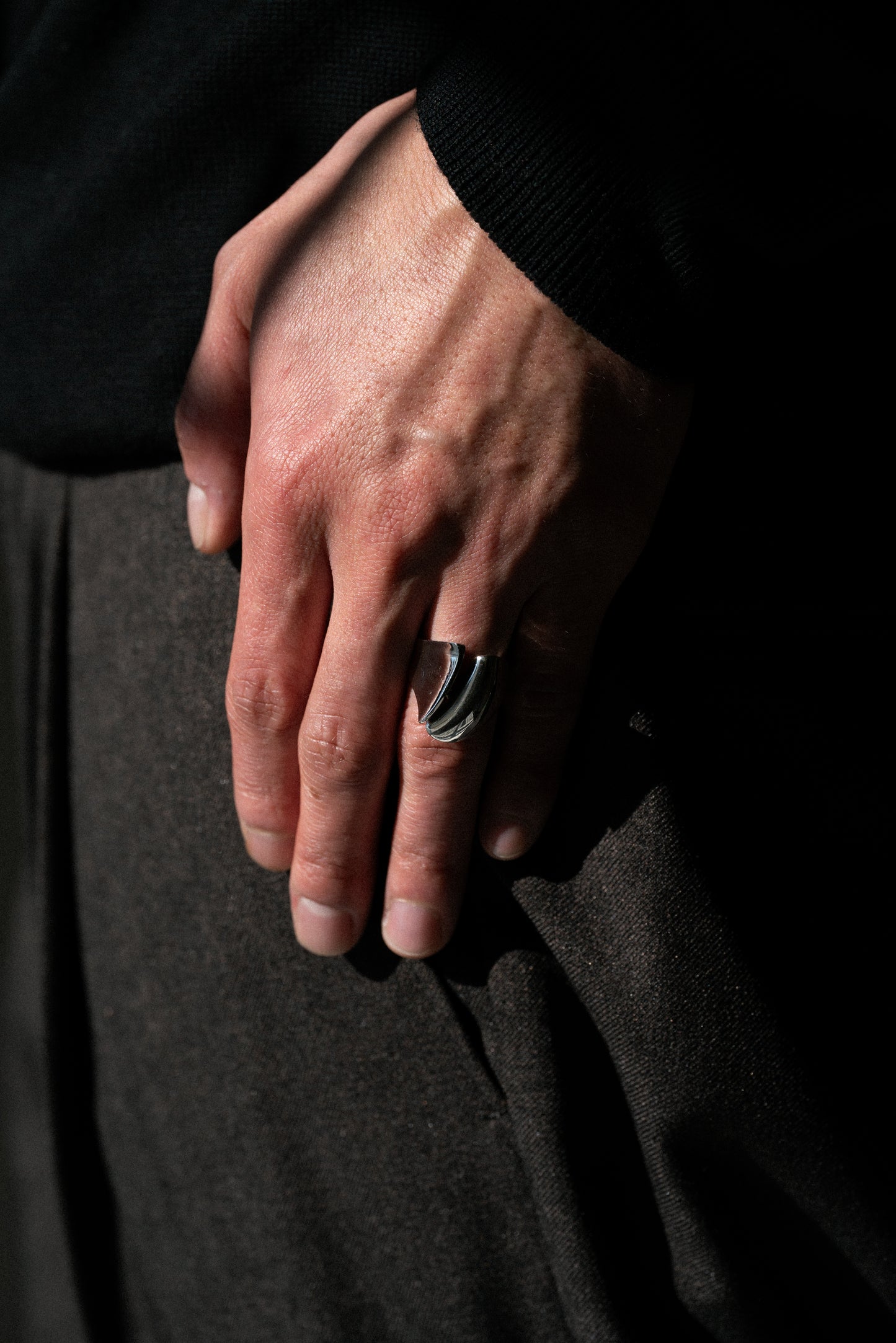 Hans Hansen｜Sculptural Split Ring (Denmark)