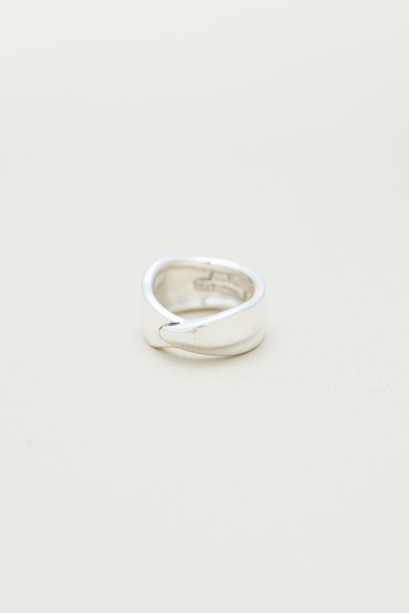 Tiffany & Co.｜Leaf Ring