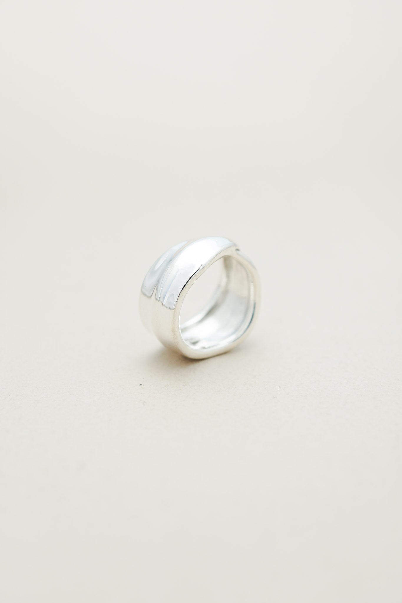 Tiffany & Co.｜Leaf Ring