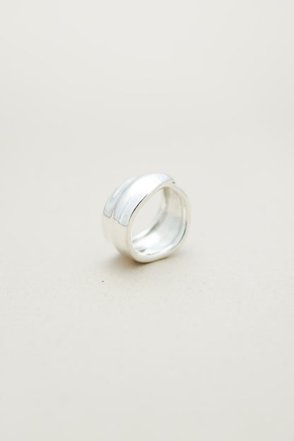 Tiffany & Co.｜Leaf Ring