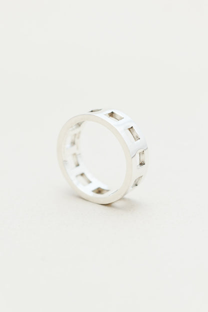 Gucci｜Square Cut-Out Ring (Italy)