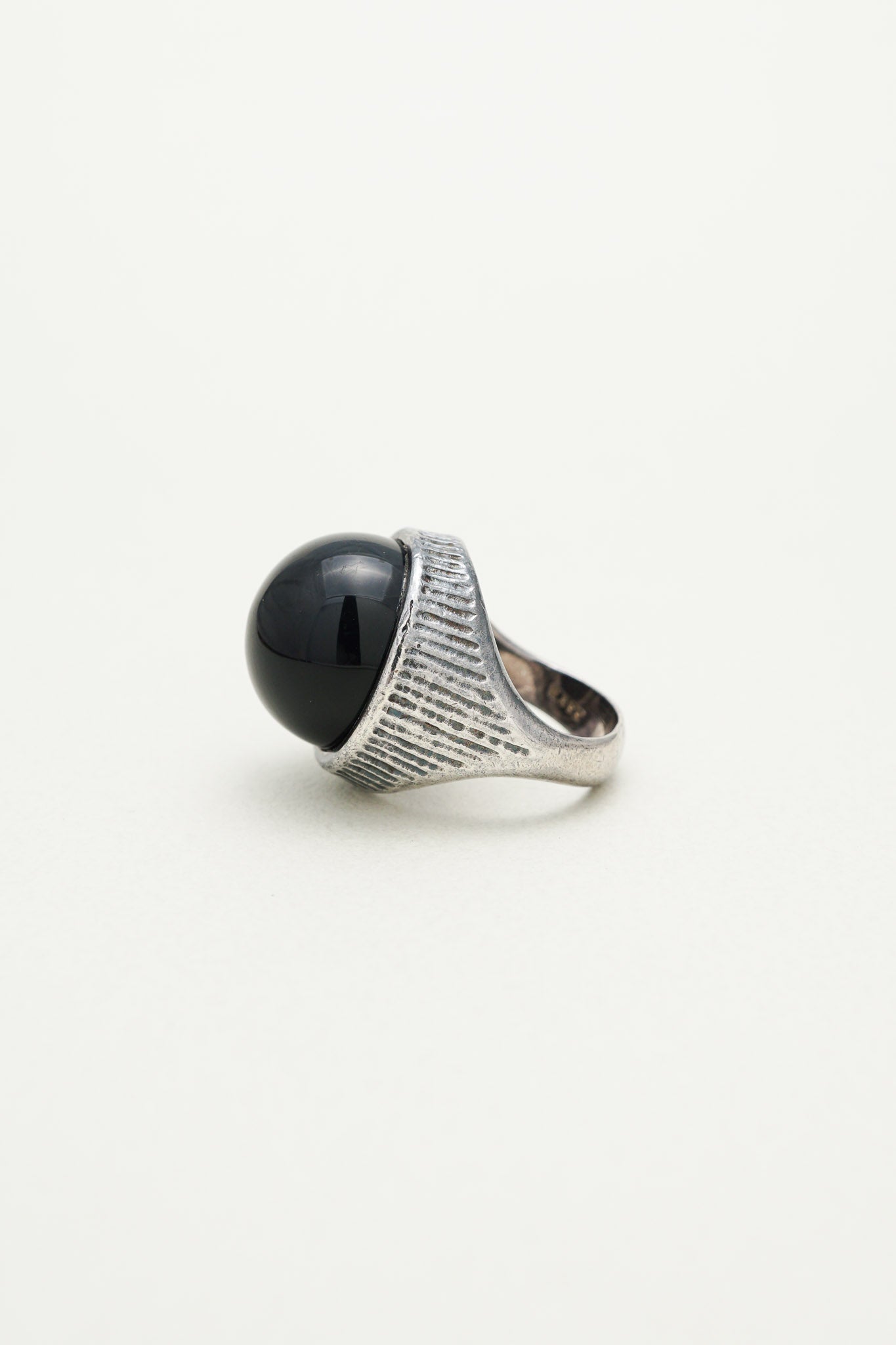 W&S Sørensen｜Oval Black Stone Ring (Denmark)