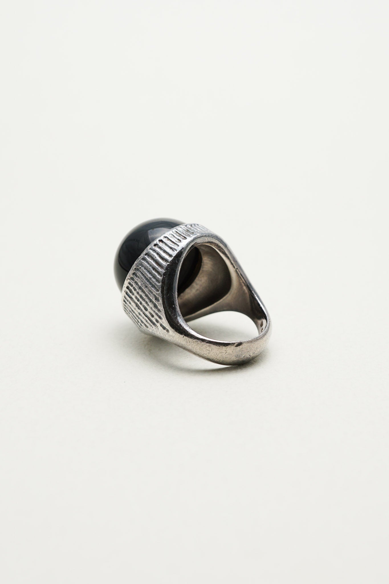 W&S Sørensen｜Oval Black Stone Ring (Denmark)
