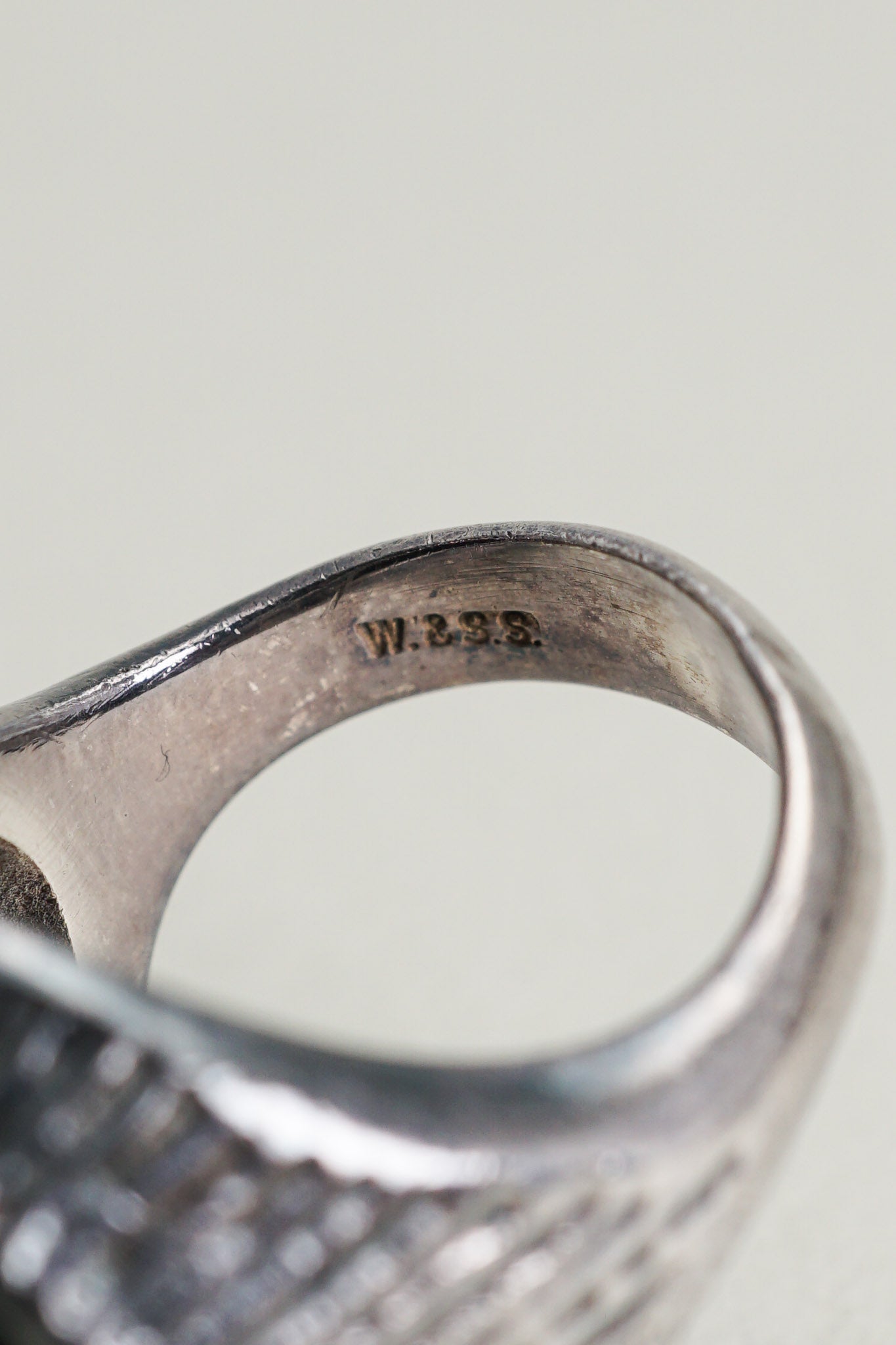 W&S Sørensen｜Oval Black Stone Ring (Denmark)