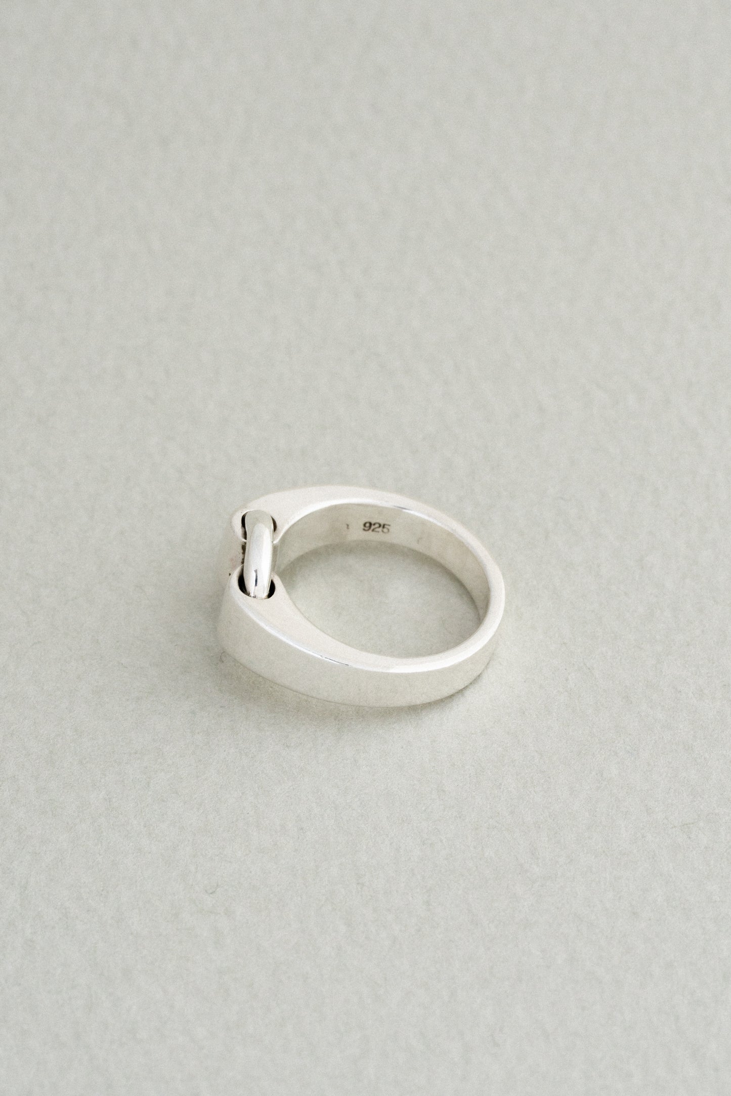 Circle Link Ring