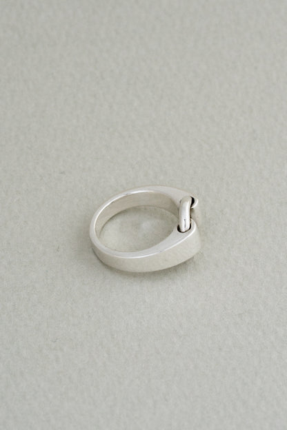 Circle Link Ring