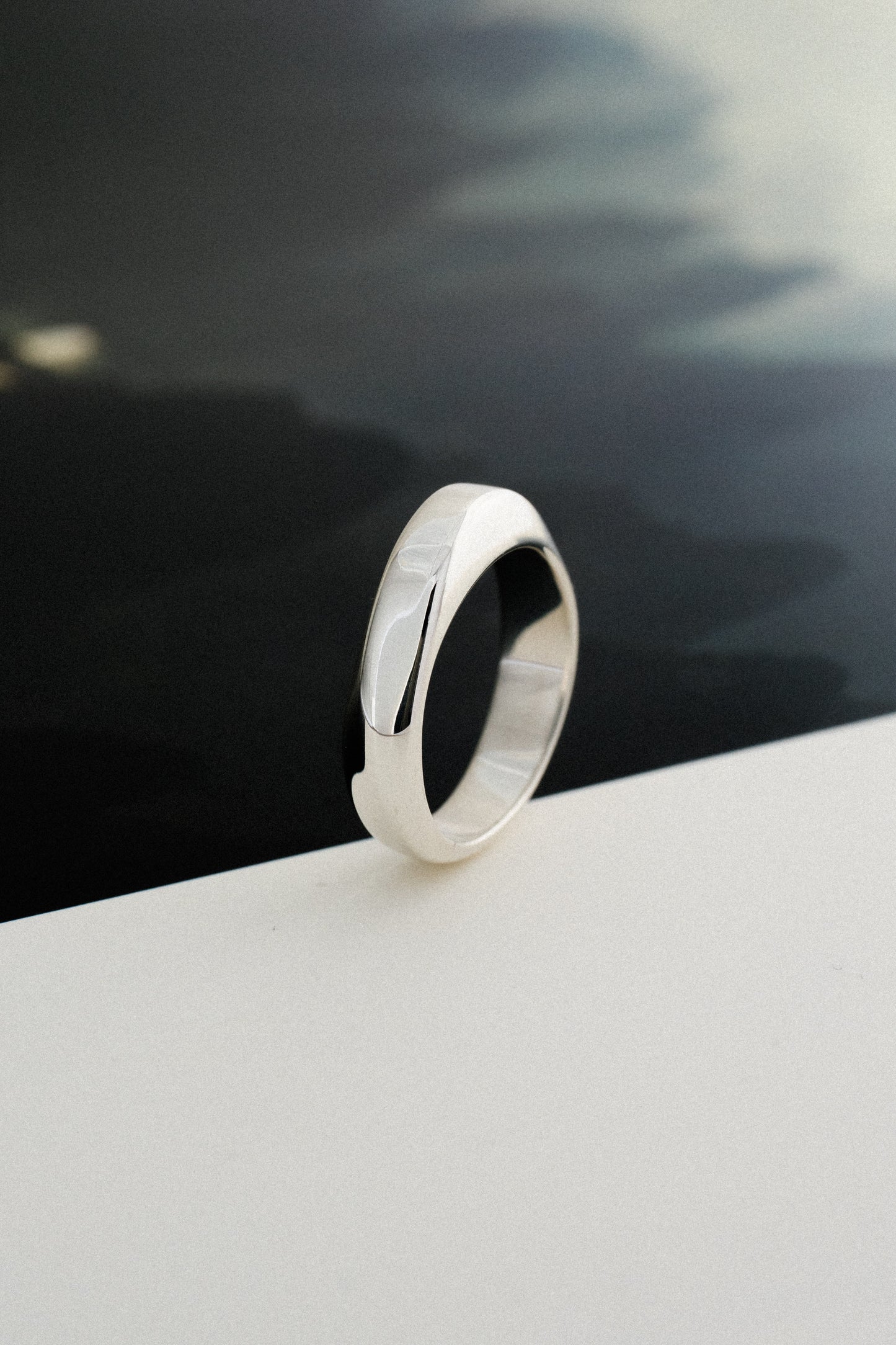 Tiffany & Co.｜Knife Edge Ring