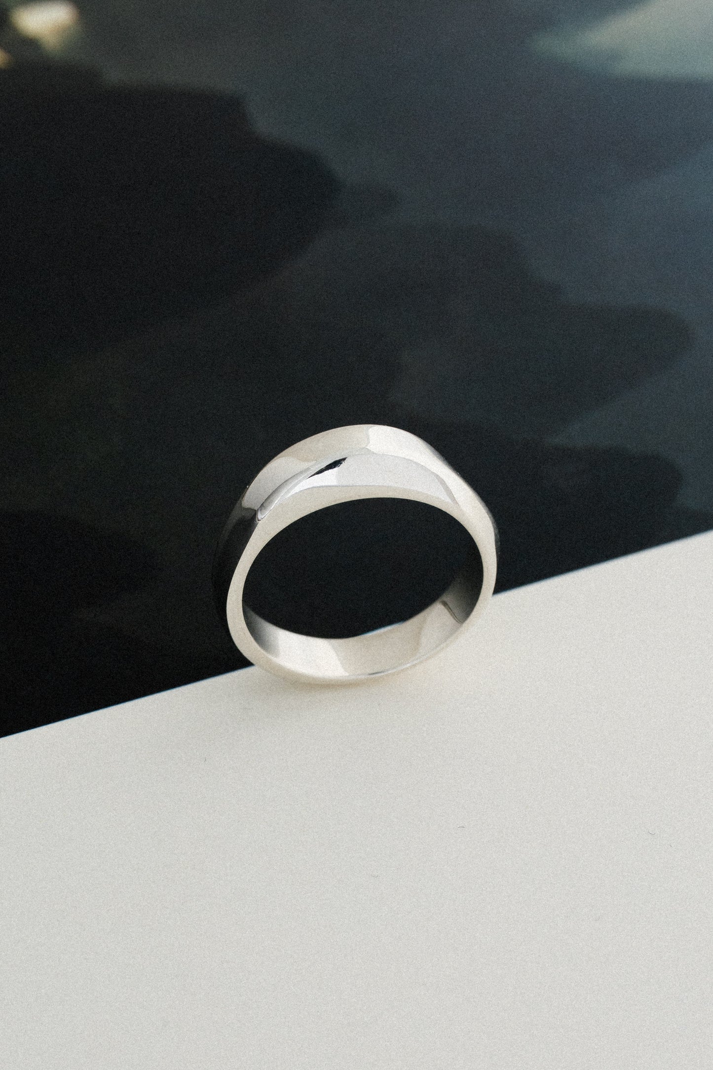 Tiffany & Co.｜Knife Edge Ring