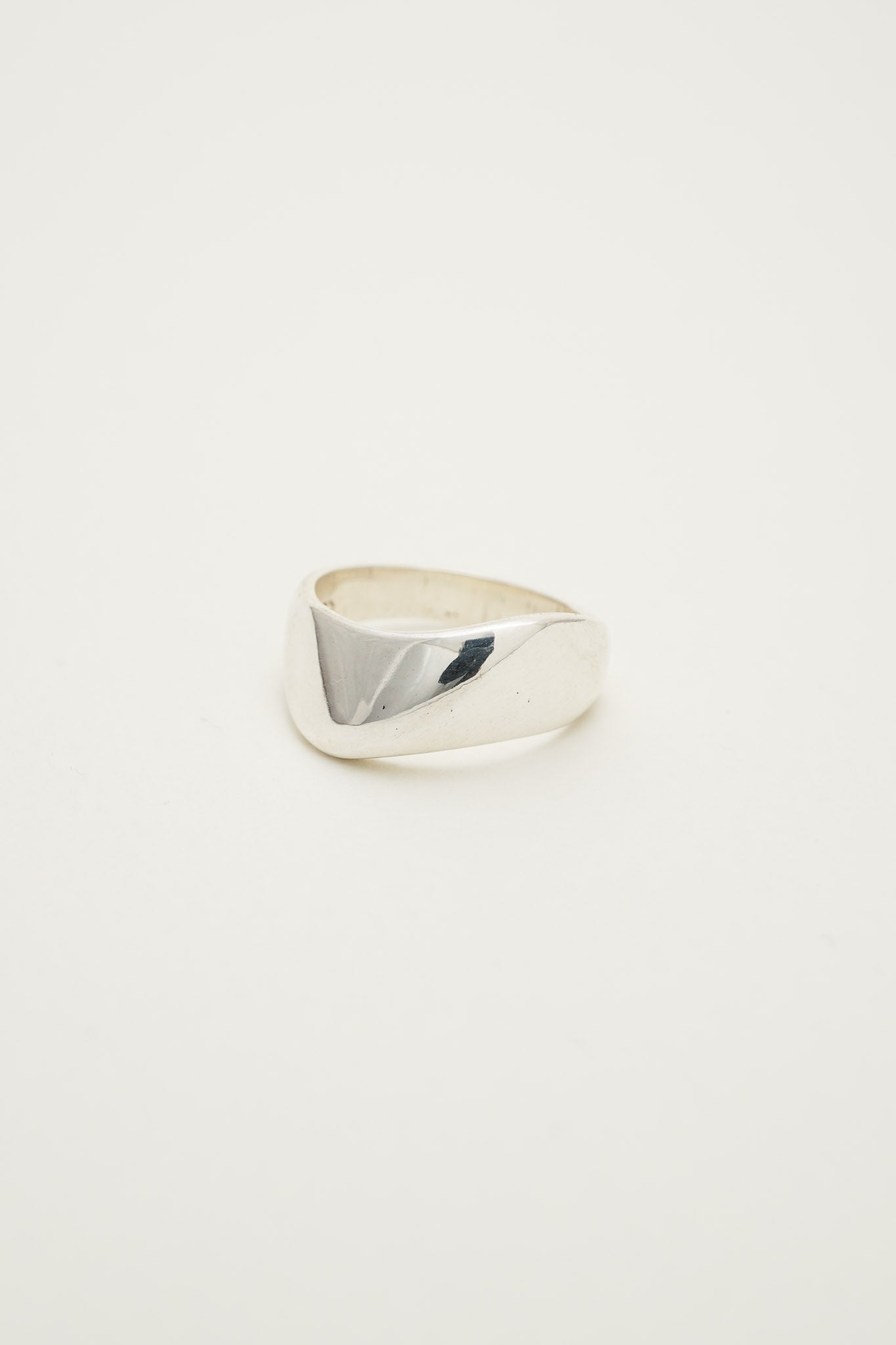 Vintage | Minimal Twist Band Ring