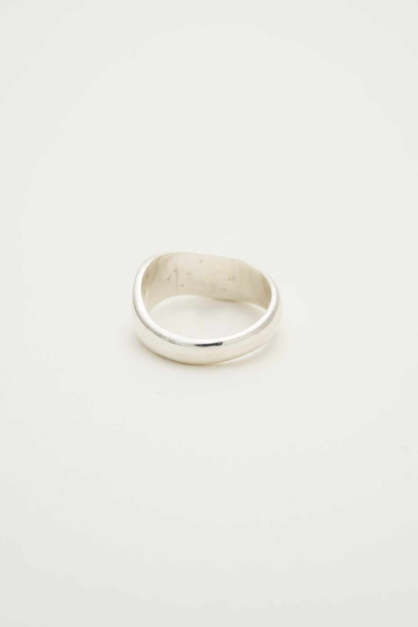 Vintage | Minimal Twist Band Ring