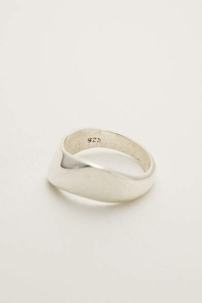Vintage | Minimal Twist Band Ring