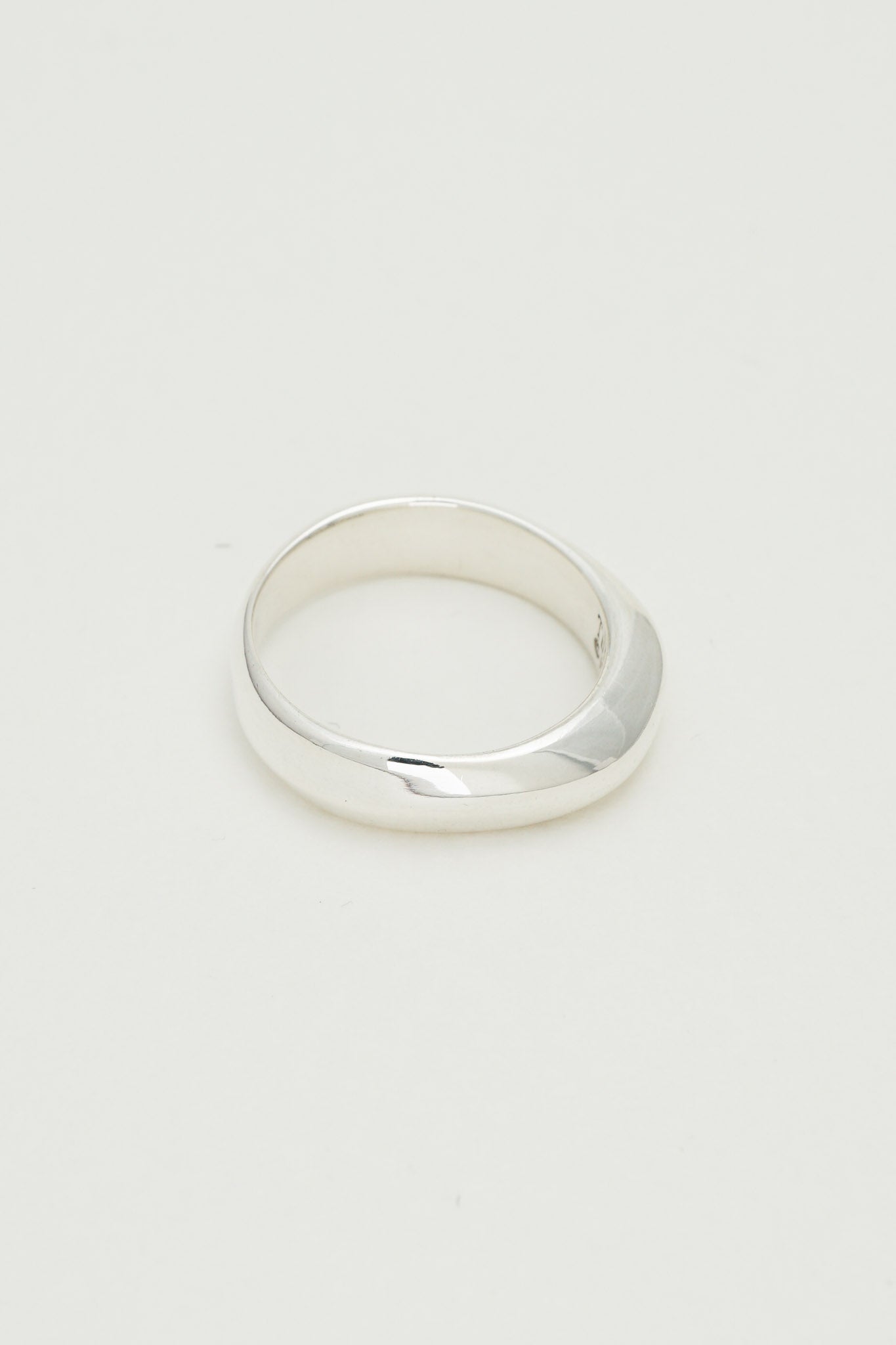 Tiffany & Co.｜Knife Edge Ring (1999)