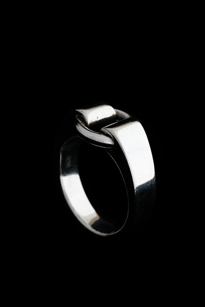 Circle Link Ring