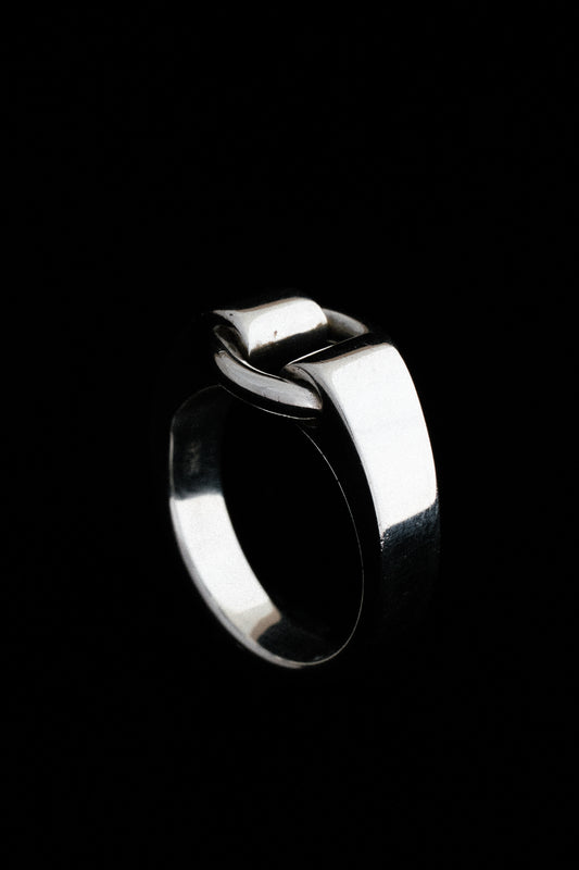 Circle Link Ring