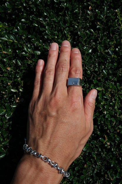 Gucci｜Signet Ring (Italy)