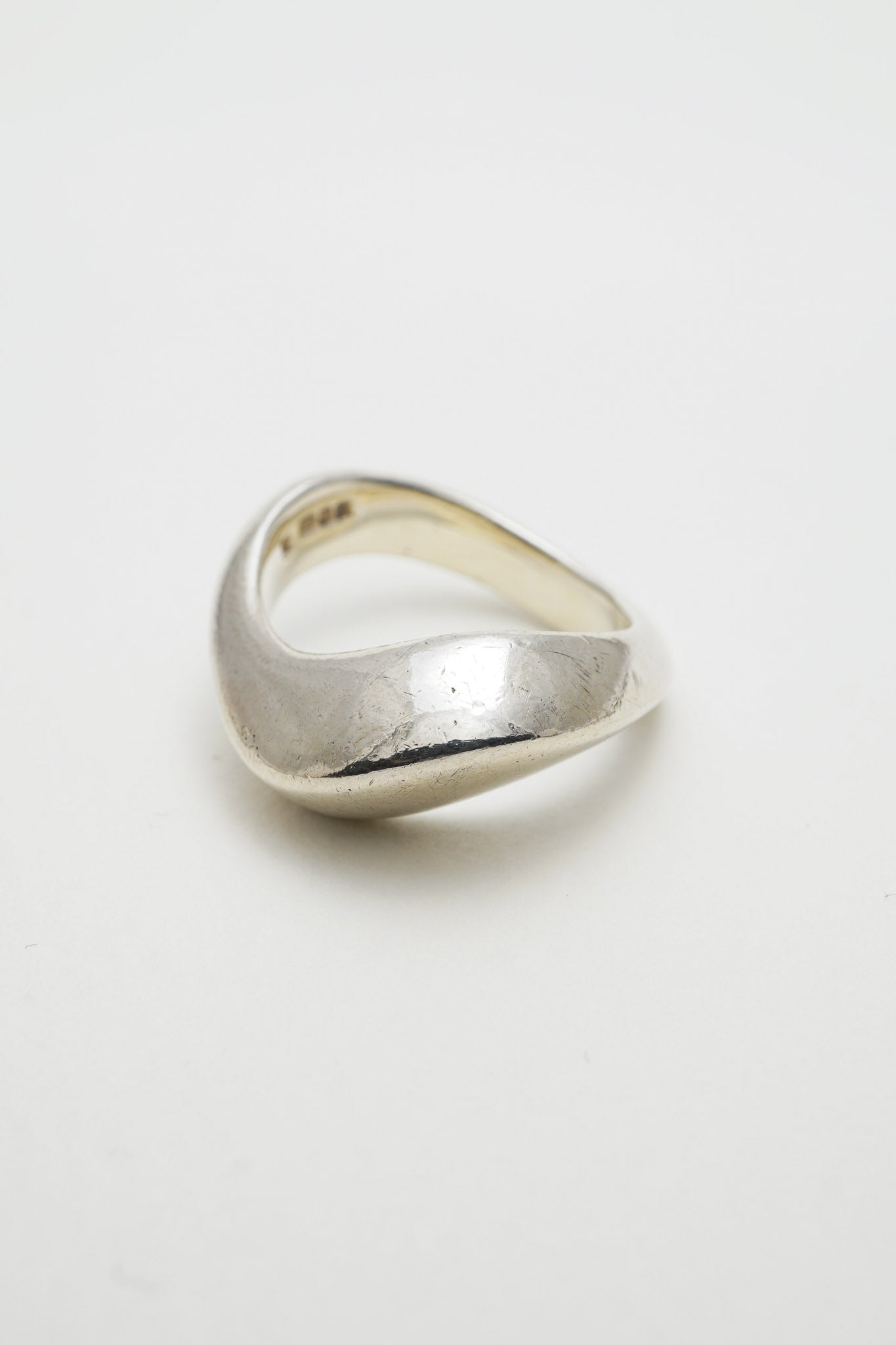 Organic Wave Ring (UK, 1998)