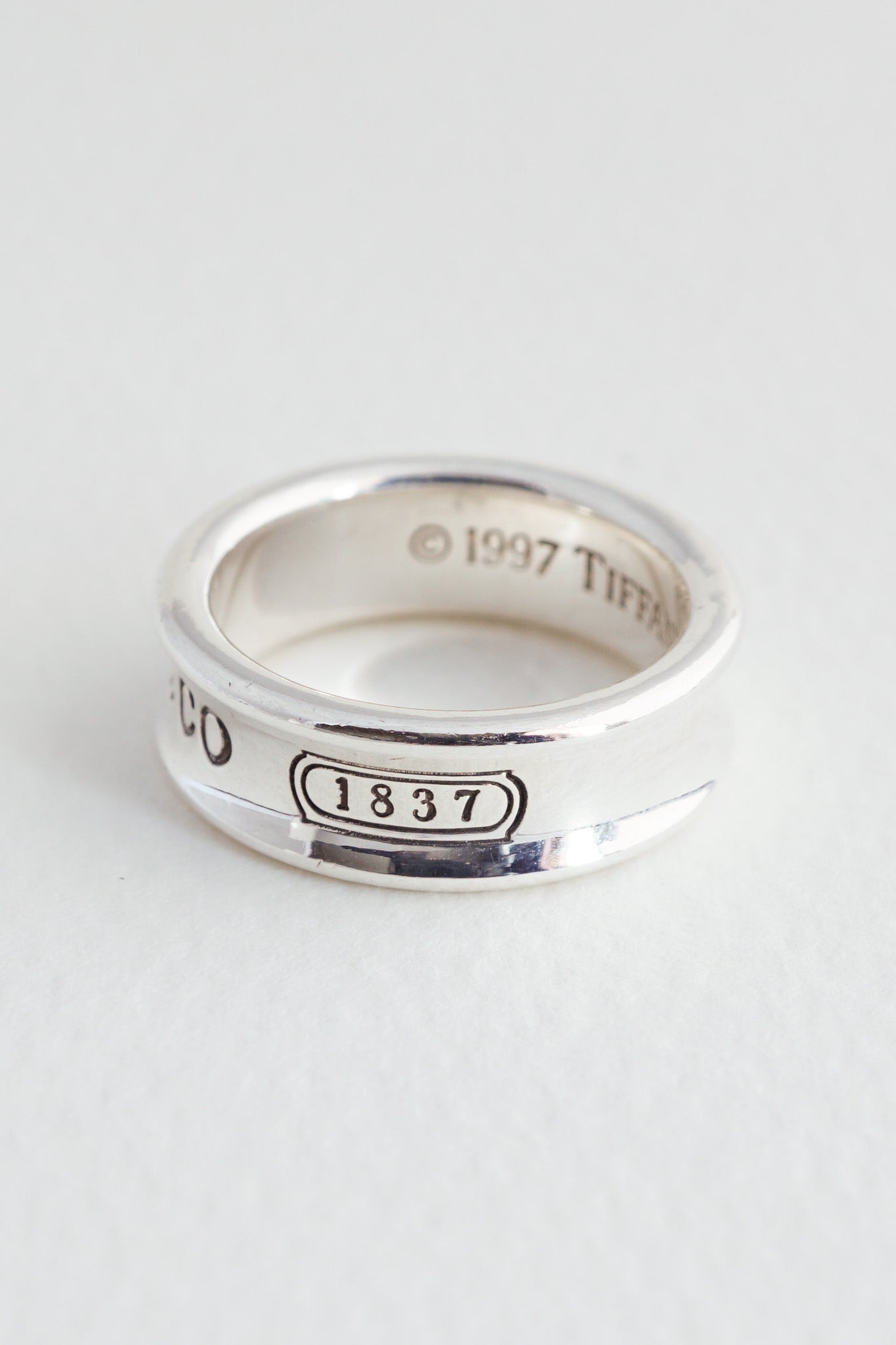 Tiffany & Co.｜1837 Ring