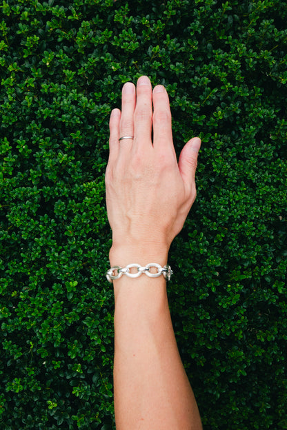 Grooved Oval Link Silver Bracelet (UK)