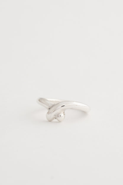 Cross Curve Ring