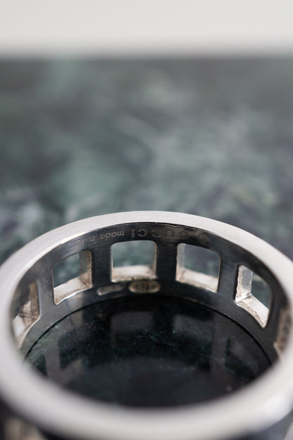 Gucci｜Square Cut-Out Ring (Italy)