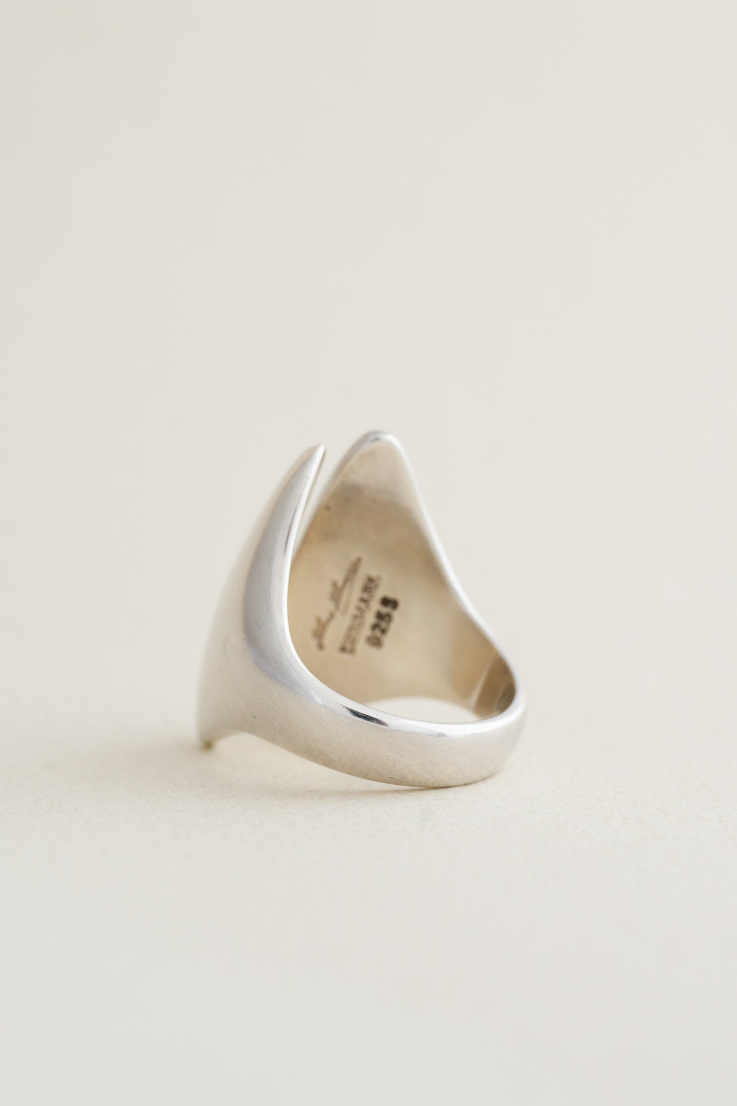 Hans Hansen｜Modern Ring
