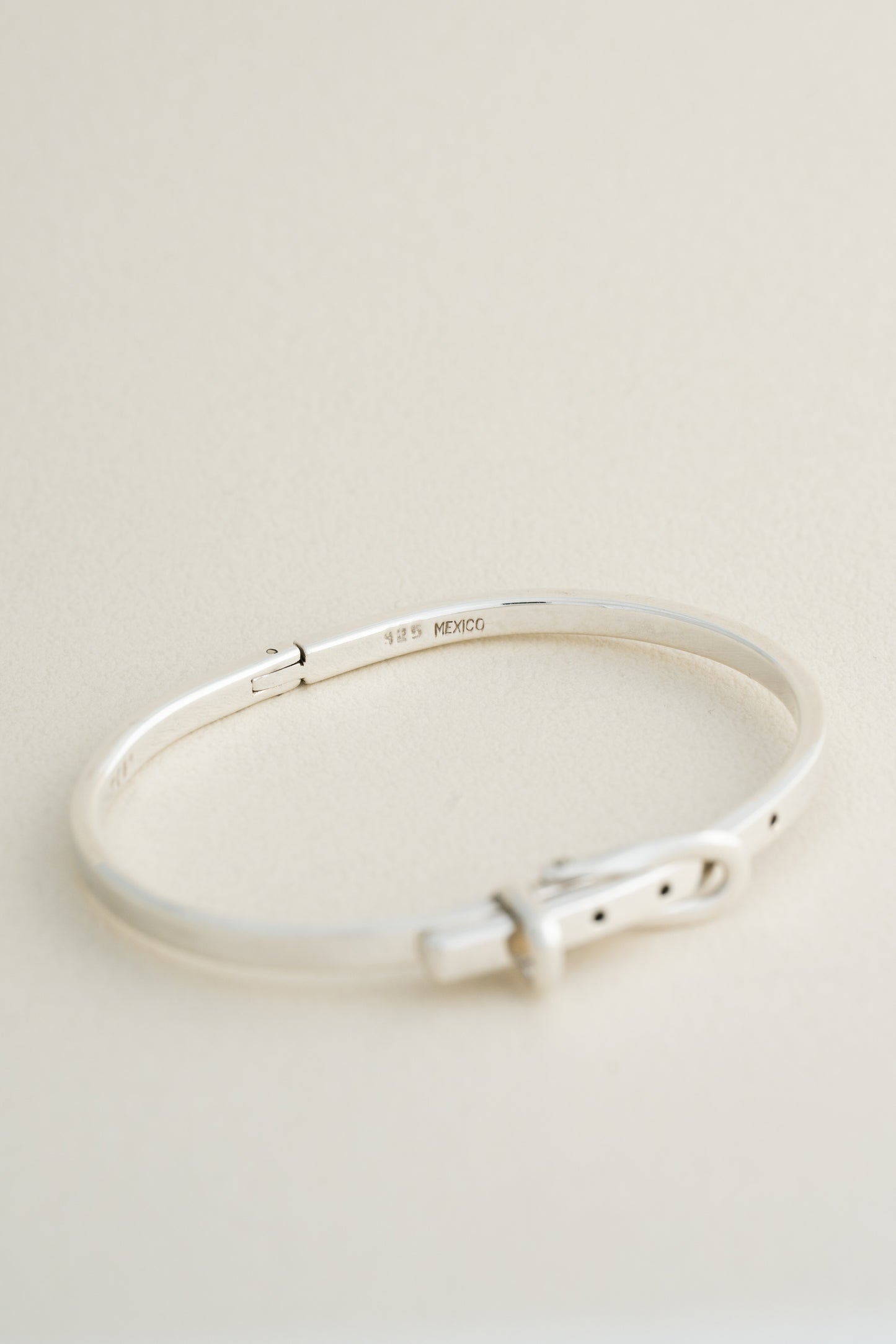 Buckle Bangle (Mexico)