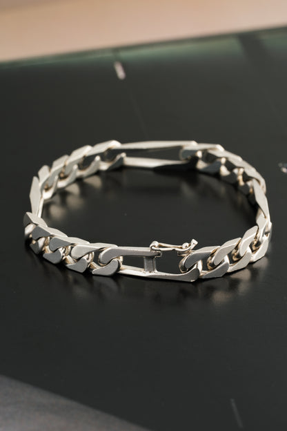 Figaro Chain Bracelet (Italy)