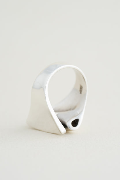 Hans Hansen｜Sculptural Split Ring (Denmark)