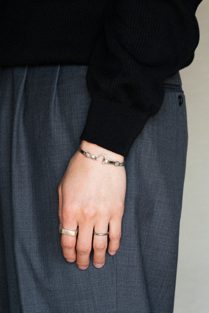 Hook and Eye Bangle (Mexico)