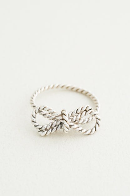 Tiffany & Co.｜Twisted Bow Ring (Italy)