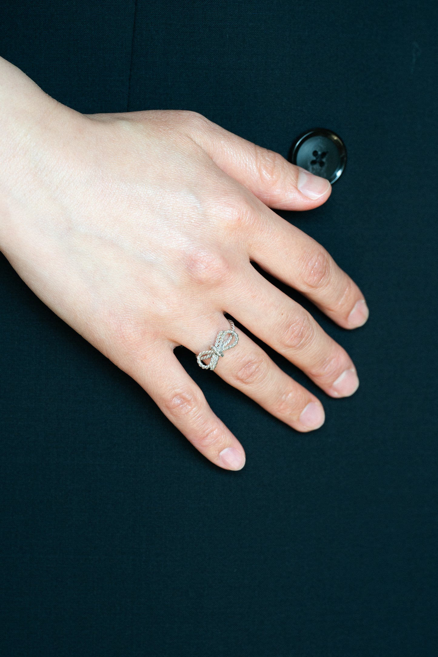 Tiffany & Co.｜Twisted Bow Ring (Italy)