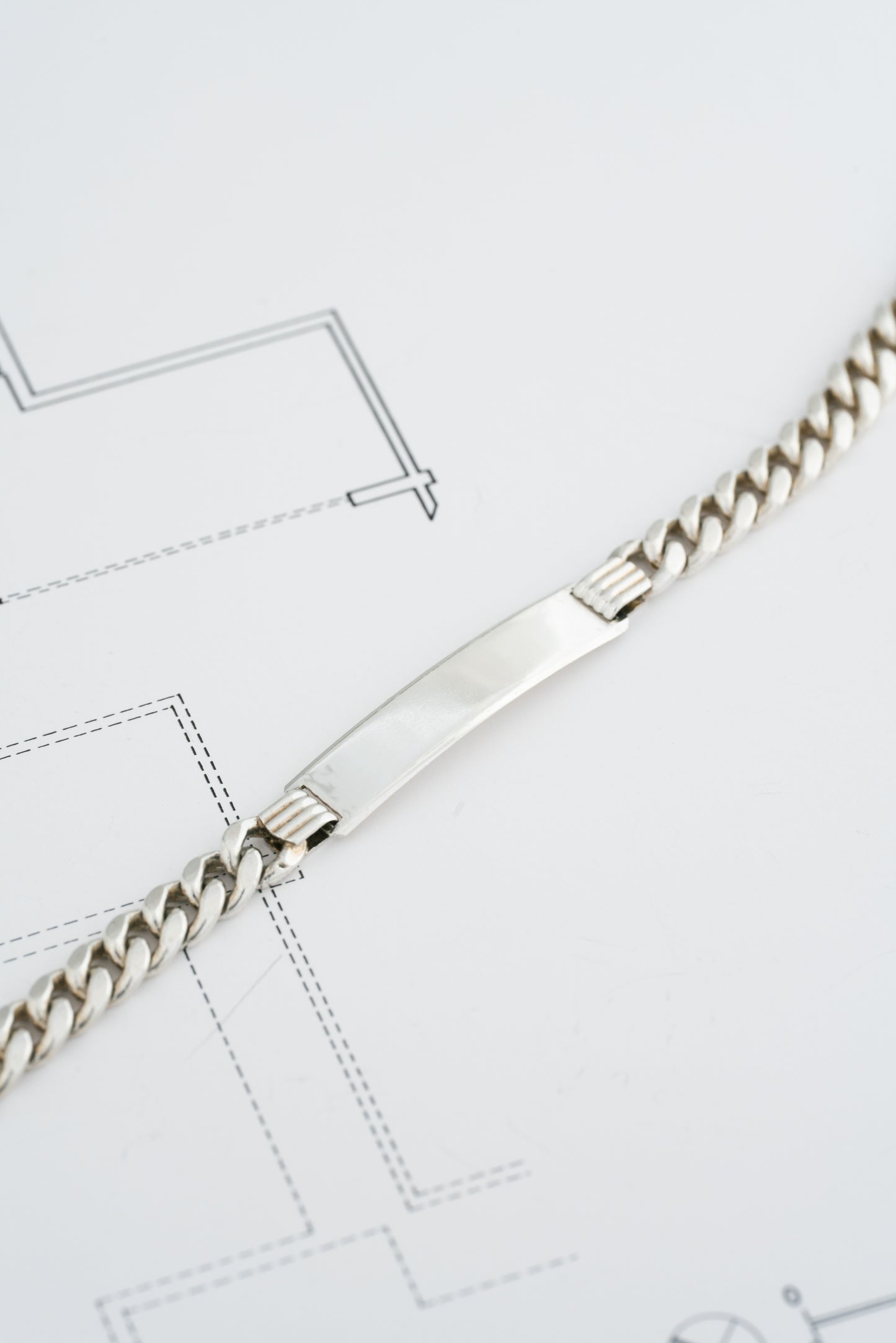 UNOAERRE｜ID Bracelet (Italy)