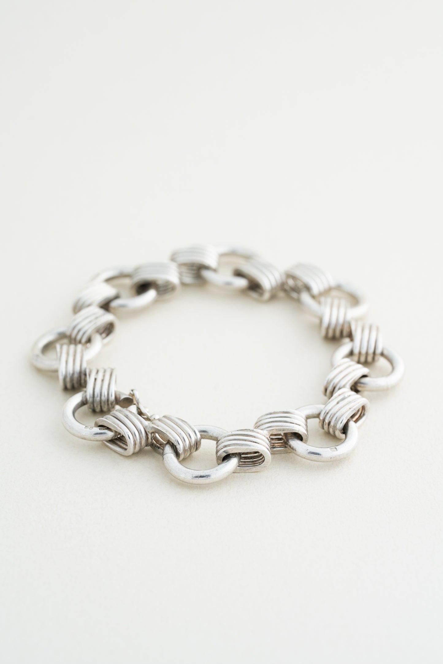 AGC｜Coiled Wire Link Bracelet (UK, 1974)