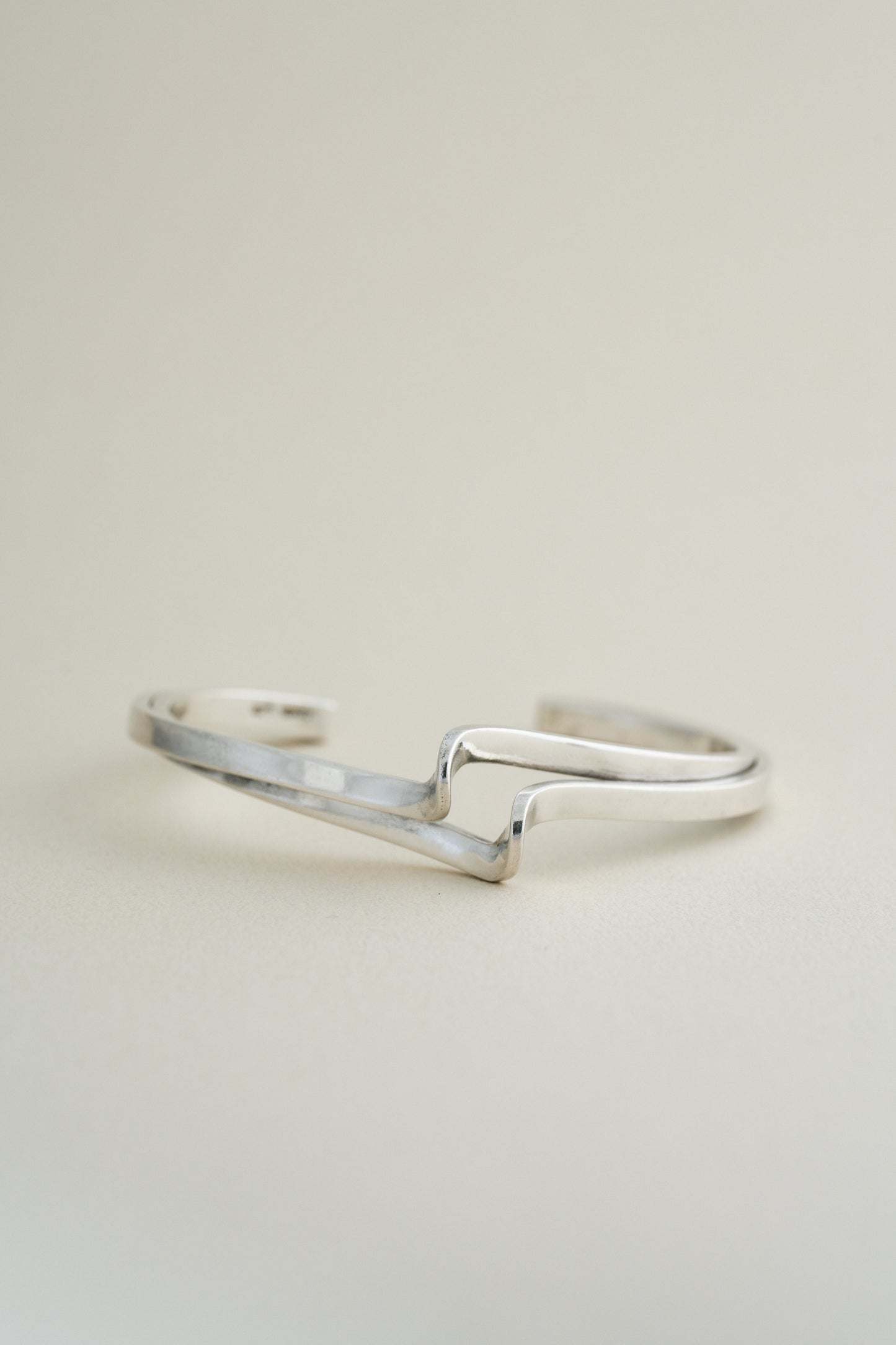 Double Wave Bangle (Mexico)
