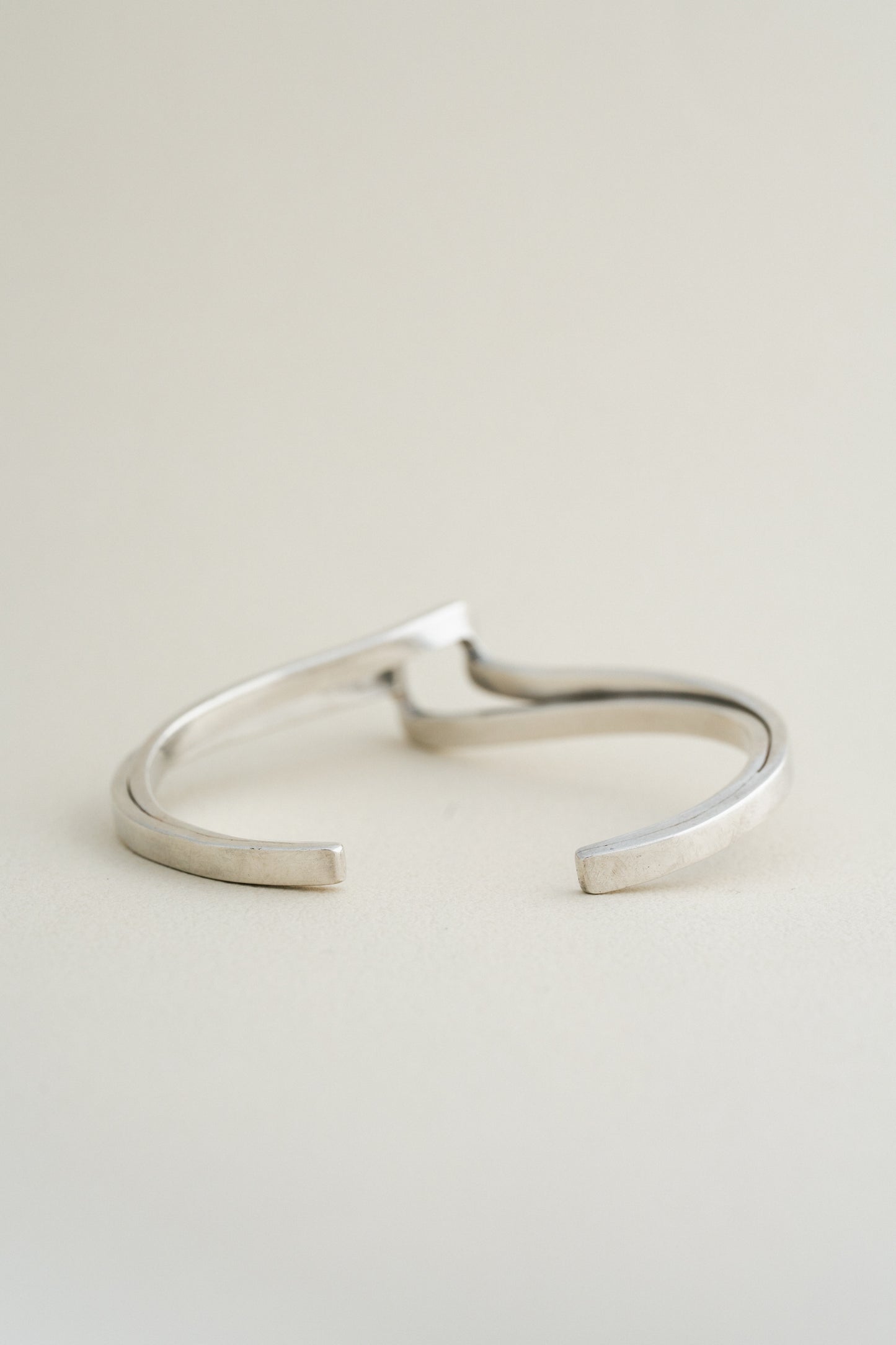 Double Wave Bangle (Mexico)
