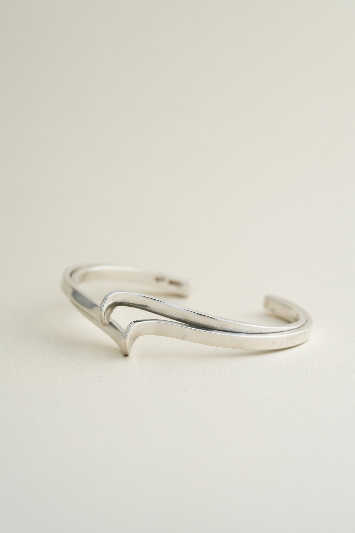 Double Wave Bangle (Mexico)